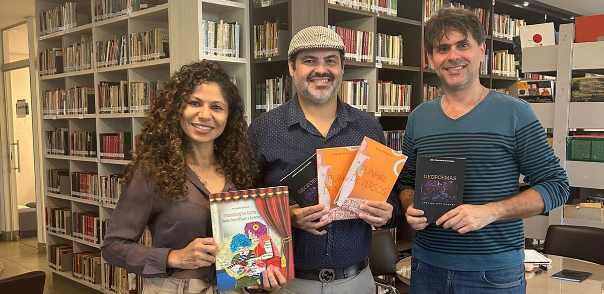 Leia mais sobre o artigo Cenaberta realiza doação de obras literárias para as Bibliotecas públicas de Palmas.