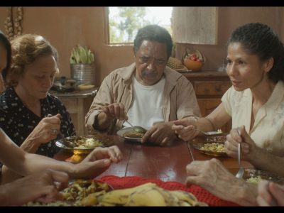 Sobre Dora e Dores_freme Red Komodo X (373)