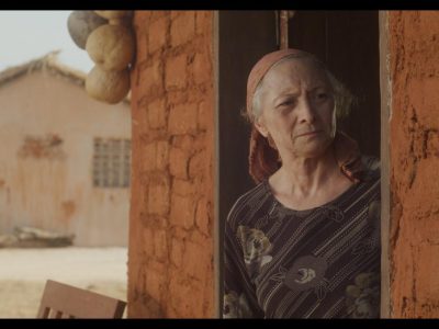 Sobre Dora e Dores_freme Red Komodo X (662)